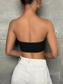 SHEIN PETITE 露腹部設計的無肩帶上衣,前面剪裁帶刺繡裝飾 - 黑色 - 查看 2