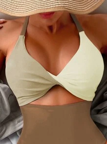 SHEIN Swim Colour Block Twist Front Halter One Piece Swimsuit - Brown - View 3