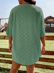 Flirla Camiseta de hombros caídos con bordado con ojal - Verde - Ver 2