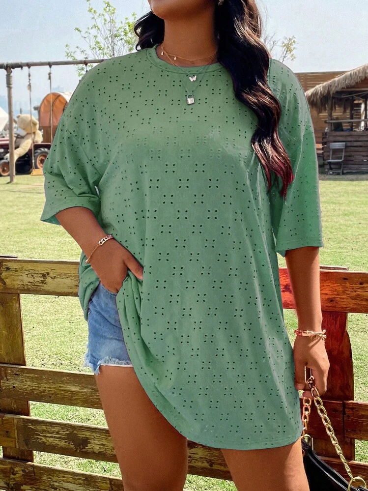 Flirla Plus Eyelet Embroidery Drop Shoulder Tee - Green - View 4