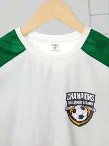 SHEIN 男孩足球和字母圖案T恤和短褲 - 綠色 - 查看 3