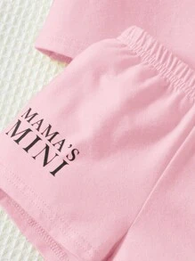 SHEIN Baby Girl 2pcs/Set Casual Shorts Outfits Letter Print Short Sleeve Round Neck Tee And Elastic Waist Shorts, Suitable For Summer