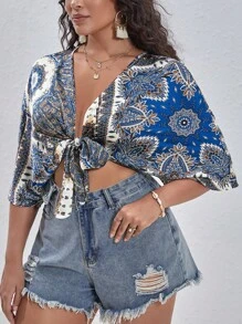 SHEIN VCAY 大碼佩斯利印花蝙蝠袖前打結短款襯衫