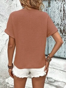 SHEIN LUNE 紐扣細節蝙蝠袖華夫格編織T恤 - 鏽棕色 - 查看 2