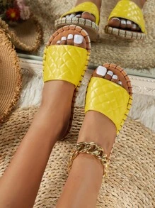 Women's Check Patterned Woven Straw Vacation Sandals - Yellow - View 3