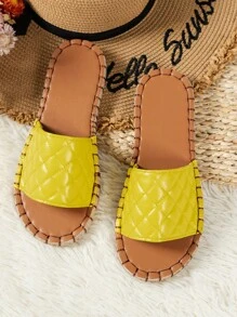 Women's Check Patterned Woven Straw Vacation Sandals - Yellow - View 5