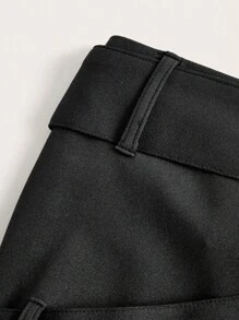 SHEIN ICON 素色金屬氣眼短褲 - 黑色 - 查看 6