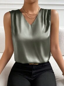 EMERY ROSE 素色V領緞面襯衫