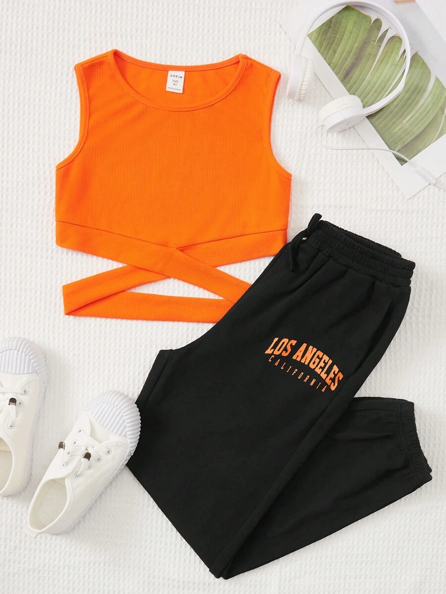 SHEIN 女孩十字交叉背心上衣&字母圖案衛褲 - 彩色 - 查看 1