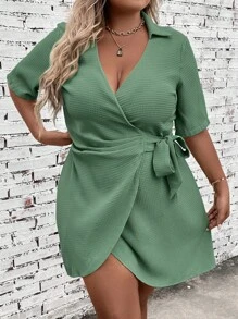 SHEIN VCAY Talla grande Vestido unicolor cruzado con nudo lateral - Verde - Ver 4