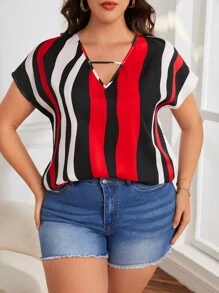 SHEIN LUNE 大碼條紋印花前鏤空蝙蝠袖襯衫 - 紅色 - 查看 4