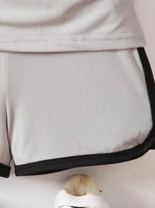 SHEIN Bộ thời trang bé trai Tương phản ràng buộc Đồ họa Slogan Giải trí - Màu Xám nhạt - Xem 5
