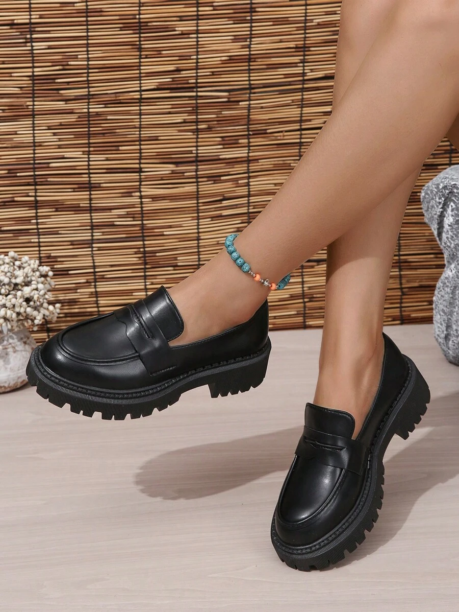 女性一腳蹬素色厚底樂福坡跟鞋,優雅坡跟鞋適合夏天 - 黑色 - 查看 1