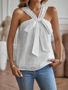 SHEIN LUNE 網眼刺繡前繫帶V領襯衫 - 白色 - 查看 6