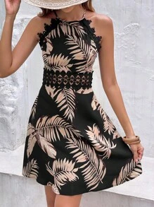 SHEIN Frenchy 熱帶圖案水溶蕾絲拼接繞頸連衣裙 - 黑色 - 查看 6