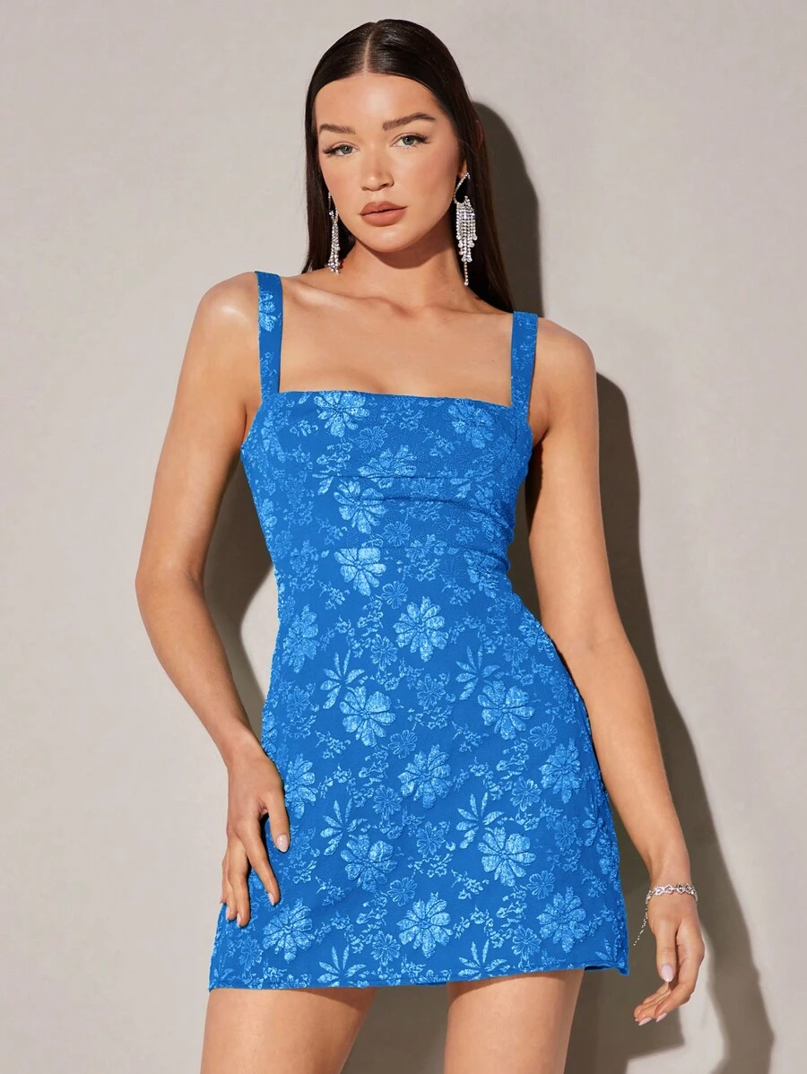 SHEIN BAE Váy hai dây Jacquard hoa, cổ vuông màu trơn, cổ vuông xếp ly, váy ngắn hở lưng, váy không tay bồng bềnh màu hồng cho nữ, váy dự tiệc cưới cho nữ, váy dự tiệc cô dâu màu trắng, váy tốt nghiệp, trang phục tốt nghiệp, trang phục ăn sáng muộn cho nữ, trang phục hòa nhạc cho nữ, trang phục rave, lễ hội, hòa nhạc đồng quê, trang phục Ibiza, trang phục Nashville, kỳ nghỉ, trang phục kỳ nghỉ, trang phục kín đáo, trang phục nhiệt đới cho phụ nữ, Gyaru, trang phục mùa hè / mùa hè / quần áo mùa hè, trang phục mùa xuân cho nữ, váy đêm hẹn hò, váy ngắn phù dâu, váy đen nhỏ thanh lịch, mùa xuân/hè