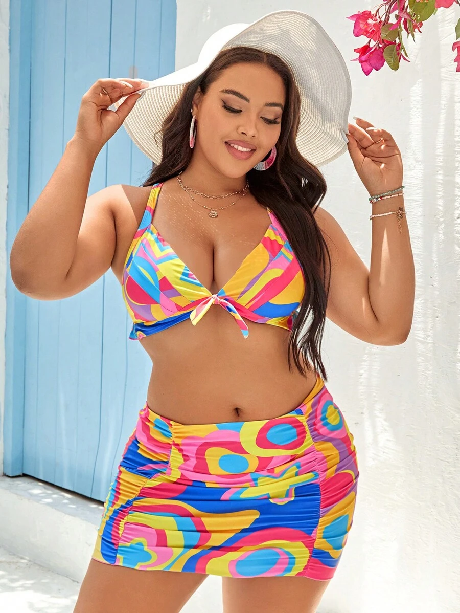 SHEIN Conjunto de bikini de talla grande con estampado integral y nudo en la parte delantera para verano en la playa - Multicolor - Ver 1