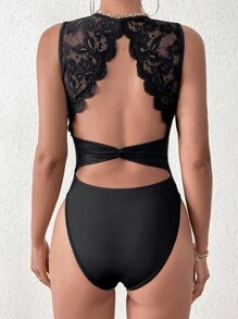 SHEIN Privé Contrast Lace Cut Out Twist Backless Bodysuit - Black - View 1