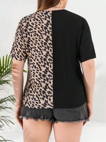 RueChic Plus Colourblock Dalmatian Print V Neck Tee - Multicolor - View 2