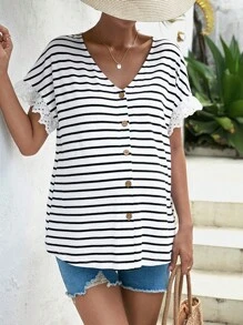 SHEIN 孕婦條紋印花前紐扣T恤 - 黑與白 - 查看 4