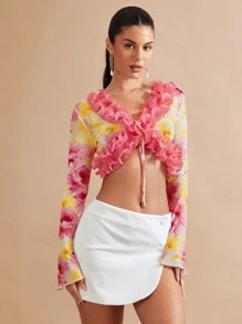 SHEIN BAE 滿身花卉荷葉邊荷葉袖短款上衣 - 彩色 - 查看 1