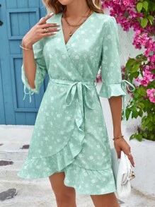 SHEIN Frenchy Đầm Thắt lưng Viên lá sen Trọn gói Hoa Tất cả trên in Giải trí - màu xanh lá - Xem 4