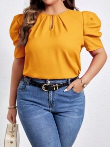 SHEIN Privé 大码女式纯色钥匙孔领短泡泡袖休闲衬衫 - 黃色 - 查看 2