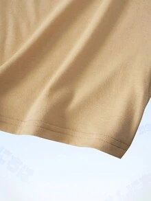 ROMWE MEN Anime Guys Letter & Figure Graphic Tee - Apricot - View 3