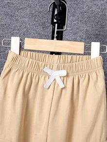 SHEIN 小男童T恤和雙口袋夾克背心和褲子套裝 - 彩色 - 查看 7