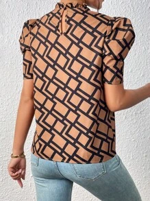 SHEIN Privé Áo sơ mi nữ Nút viền lá sen Hình học Tất cả trên in Giải trí - Nhiều màu - Xem 2