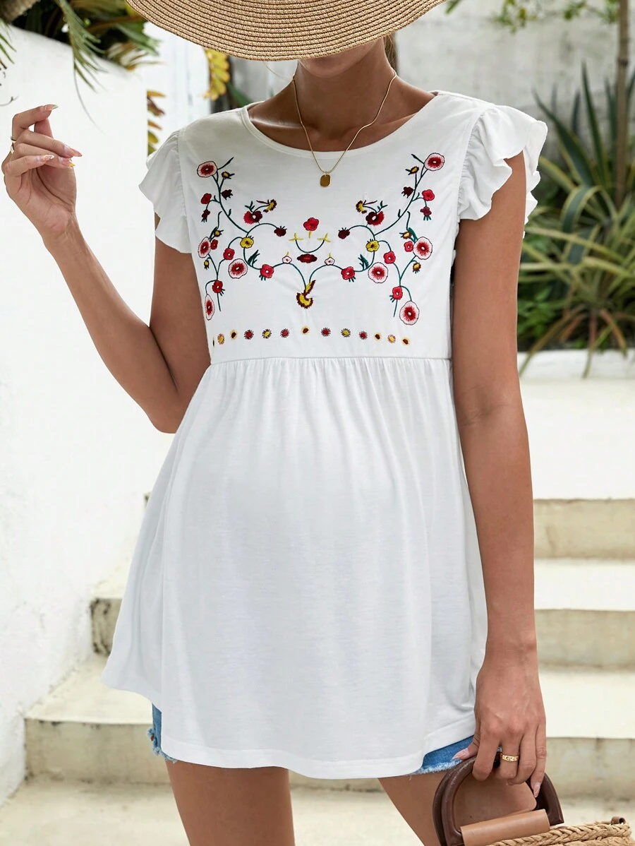 SHEIN 孕婦花卉刺繡荷葉邊荷葉邊下擺T恤 - 白色 - 查看 1