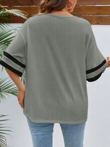 SHEIN LUNE 大碼條紋印花落肩T恤 - 深灰色 - 查看 2