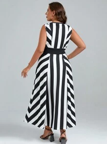 SHEIN Clasi Đầm Plus Size Sọc Giải trí - Đen và trắng - Xem 2