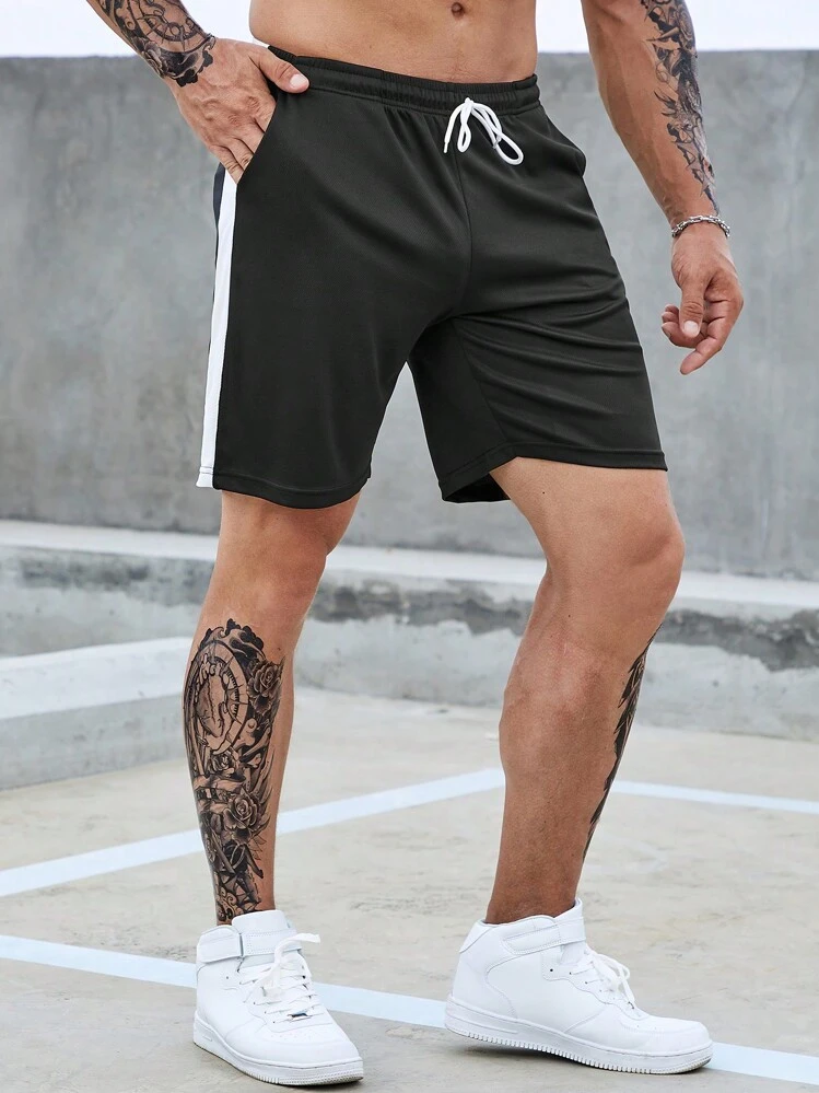 Shorts décontractés en coton pour hommes de 5 pouces avec taille à cordon + 3 poches, shorts de fitness personnalisés pour hommes - Chine Short de survêtement 5 cm pour Homme et