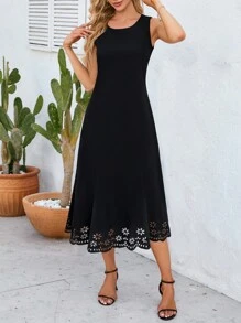 SHEIN Clasi 鏤空貝殼邊素色連衣裙 - 黑色 - 查看 4