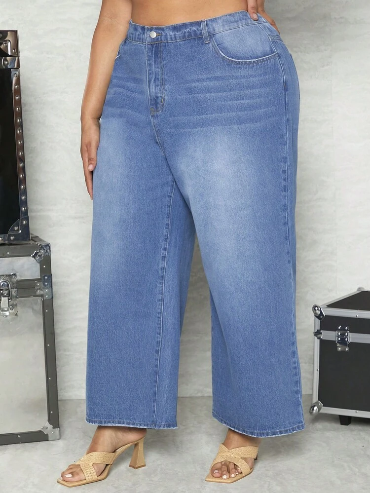 SHEIN CURVE+ Talla grande Jeans con bolsillo oblicuo de pierna ancha - Lavado ligero - Ver 5