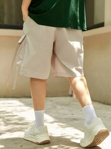 Manfinity EMRG 男士翻蓋口袋工裝短褲 - 卡其色 - 查看 2