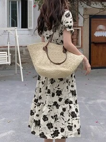 滿身花卉泡泡袖荷葉邊連衣裙