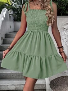 SHEIN VCAY 肩上打結荷葉邊吊帶連衣裙 - 綠色 - 查看 8