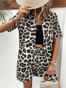 SHEIN VCAY 豹紋印花襯衫和彈性腰帶短褲 - 彩色 - 查看 5