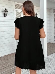 SHEIN LUNE Hơn Đường viền cổ có rãnh Viền Ruffle Đầm - màu đen - Xem 2