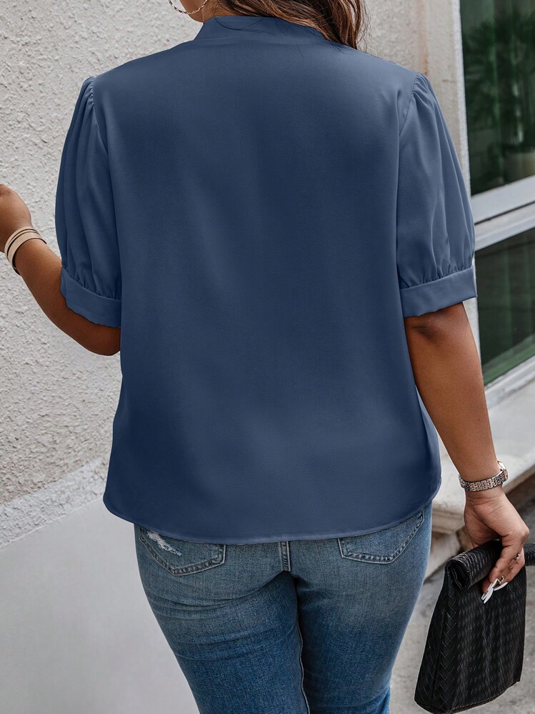 Auvina 大碼繫帶領泡泡袖襯衫 - 藍色 - 查看 2