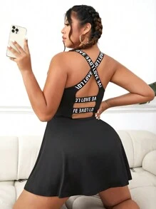 Gameset SHEIN Sport Váy thể thao Plus Size Hội Chữ thập Cắt ra Lá thư - màu đen - Xem 2