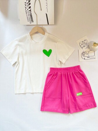 Teen Girl Heart Print Tee & Letter Graphic Shorts Set