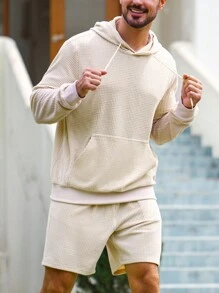 Manfinity Homme 男士袋鼠口袋抽繩連帽衫和短褲 - 杏色 - 查看 3