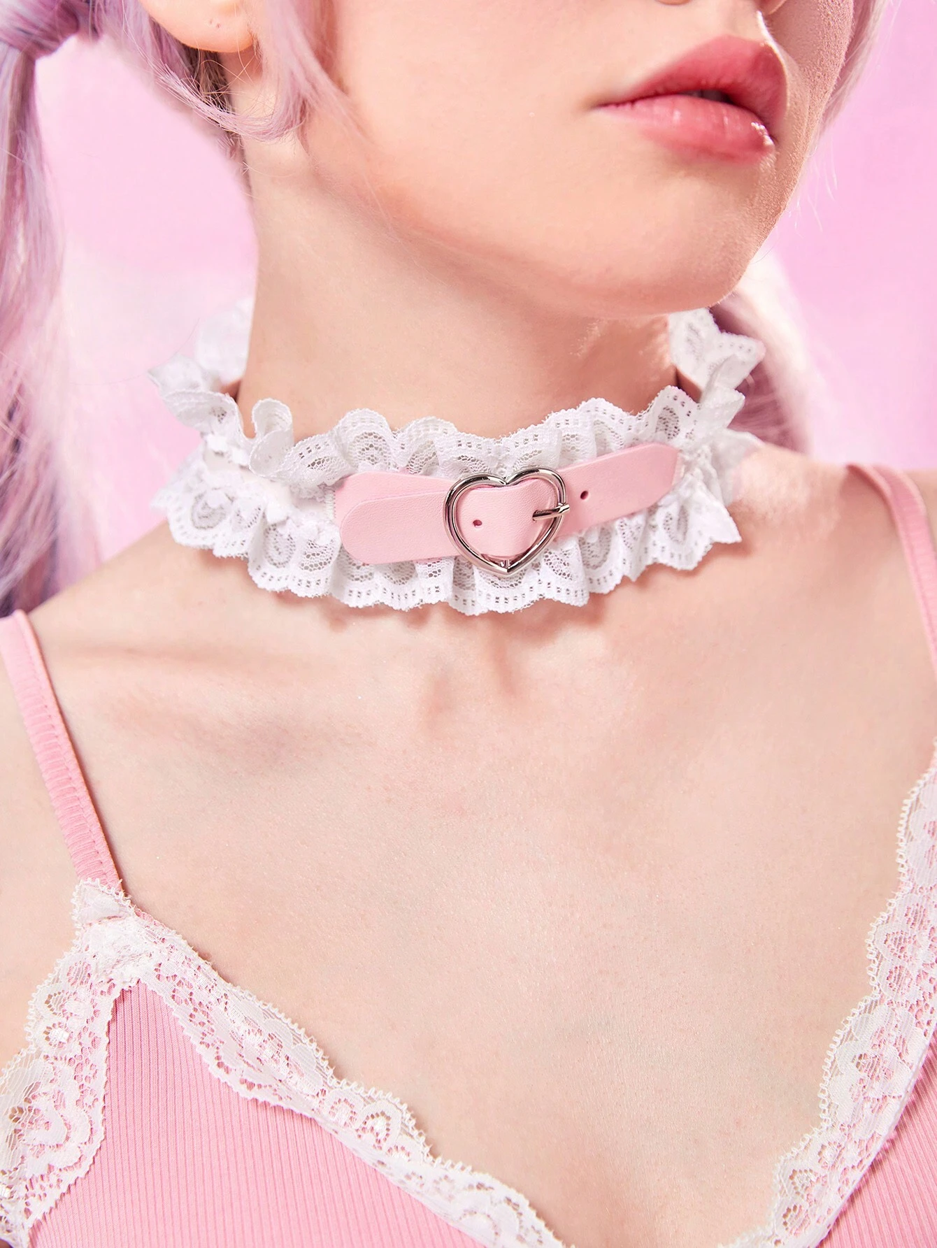Our Kawaii 1pc Fashion Heart Decor Lace Trim Choker For Women For