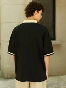 Manfinity Hypemode Loose Fit Men's Letter Graphic Contrast Collar Polo Shirt - Black - View 2