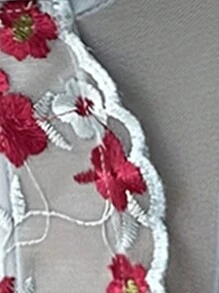 SHEIN Allurite 花卉刺繡網紗吊帶上衣 - 藍色 - 查看 7