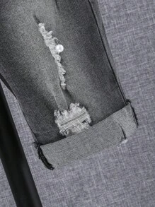 SHEIN Tween Boy Ripped Frayed Bleach Wash Denim Shorts