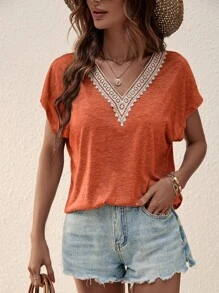 SHEIN LUNE Áo thun nữ Tương phản ren màu trơn Giải trí - Rỉ Nâu - Xem 1